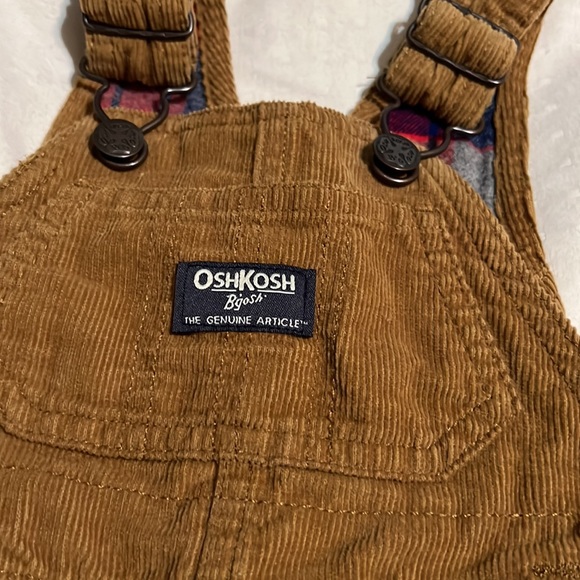 Oshkosh winter overalls - Picture 2 of 5